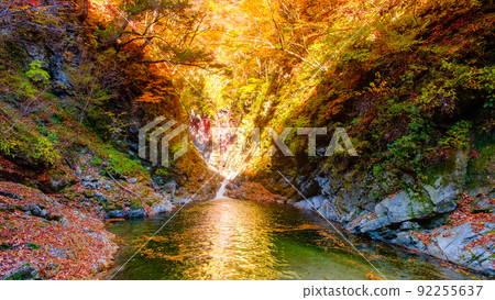 Ojiragawa Canyon (Autumn): Sengabuchi 92255637