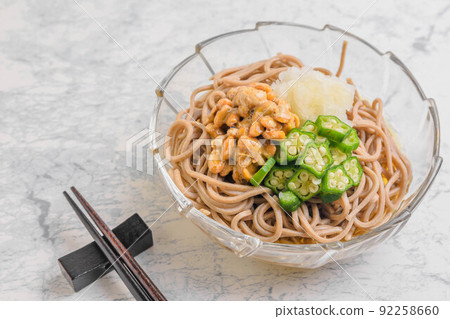 Chilled soba with natto and okra 92258660