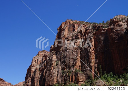 Rocky Mountains in Zion National Park, Utah, USA Rocky Mountains in Zion National Park, Utah, USA 92265123
