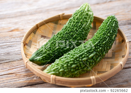 夏天想吃的苦澀美味的“苦瓜”沖繩蔬菜 夏天想吃的苦澀美味的“苦瓜”沖繩蔬菜 92265662