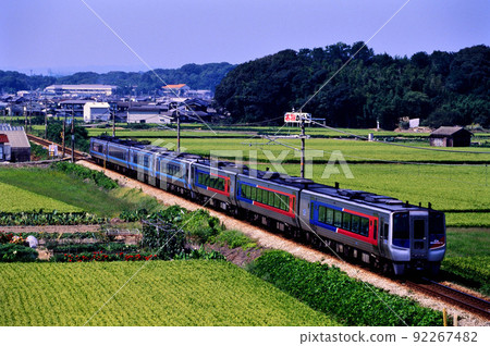2003 N2000 series / 2000 series limited express Nanpu 7 cars running on the Uno line 2003 N2000 series / 2000 series limited express Nanpu 7 cars running on the Uno line 92267482
