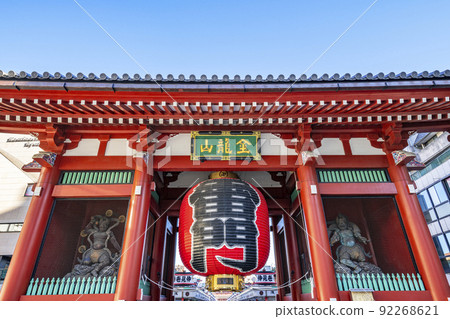 東京台東區淺草 一個受歡迎的旅遊景點，雷門，淺草寺在晴朗的天氣 92268621