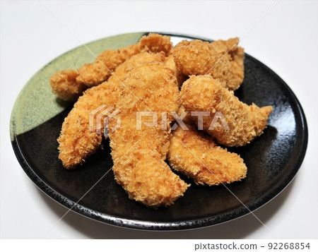 Delicious deep-fried chicken 92268854