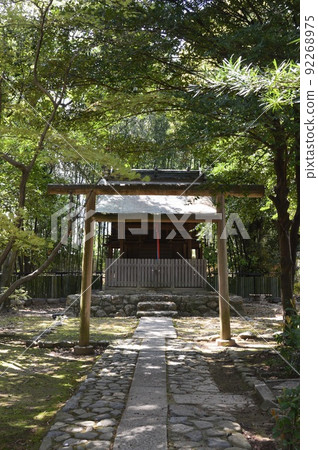 Mihashira Shrine (Rokuo-in Temple / Sagakitabori-cho, Ukyo-ku, Kyoto City) Mihashira Shrine (Rokuo-in Temple / Sagakitabori-cho, Ukyo-ku, Kyoto City) 92268975