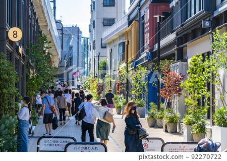 [東京] 擁有各種商店的 Mikan Shimokitazawa 92270722