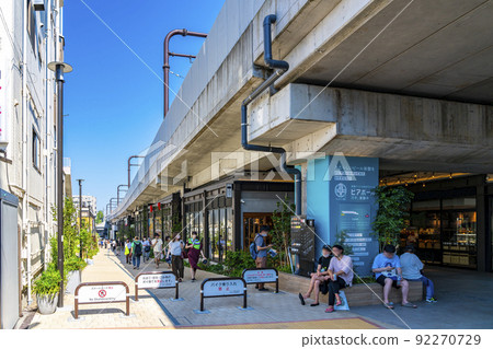 [Tokyo] Mikan Shimokitazawa with various shops 92270729