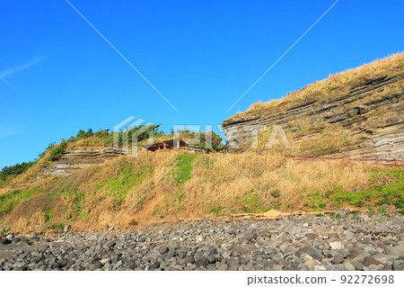 Suwolbong geological trail, snow layer, coast, beach, cliff, lava, Eongal coast, promenade, 92272698