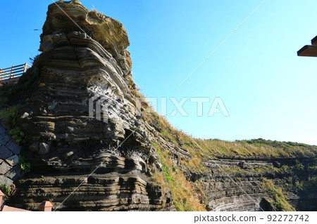 Suwolbong geological trail, snow layer, coast, beach, cliff, lava, Eongal coast, promenade, 92272742