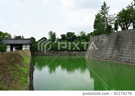 日本的100個精美城堡，二條城本丸花園 92274276