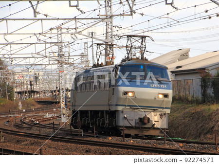 EF66 type electric locomotive forwarding scene with a single machine 92274571