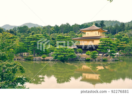 京都的金閣寺 92276881