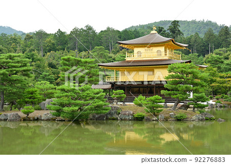 京都的金閣寺 92276883