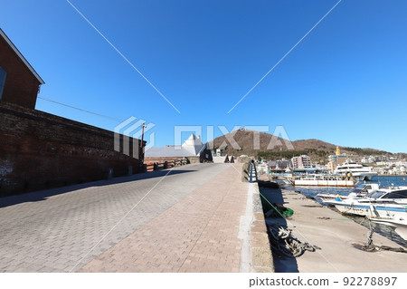 北海道函館金森紅磚倉庫和灣區城市景觀 北海道函館金森紅磚倉庫和灣區城市景觀 92278897