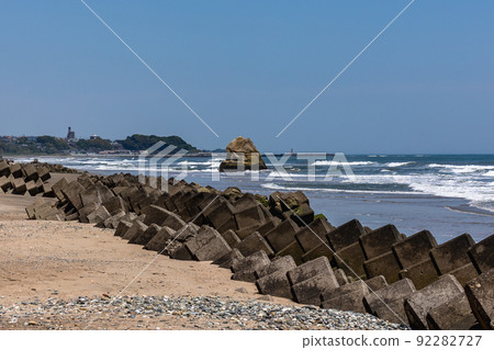 Hitachi City, Ibaraki Prefecture Wave-eliminating block on the Kawarago coast 92282727