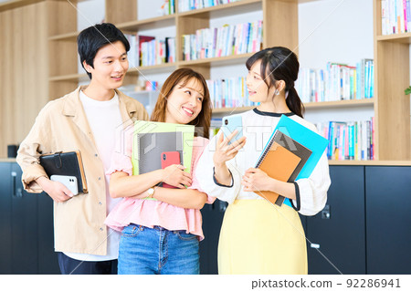 大學生、學生、青年團、朋友 92286941