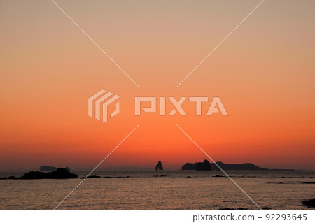 五島灘、角木灘和大角灘的夜景 92293645