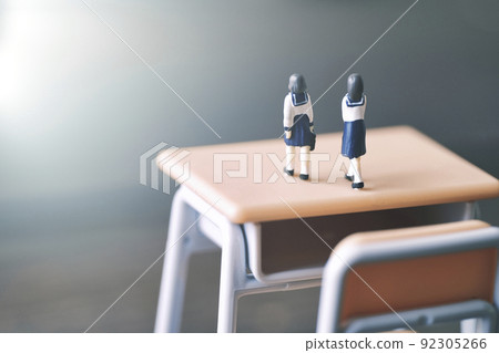 微型女學生 92305266