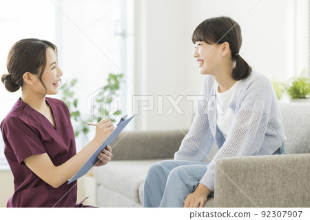 Nurse and girl Nurse and girl 92307907