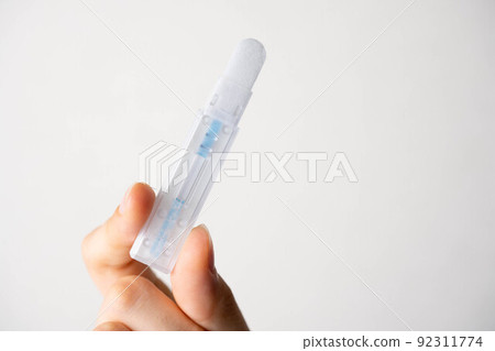 用 PCR 檢測試劑盒檢測抗原 92311774