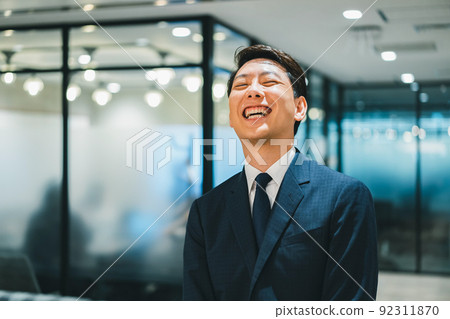 商務人士 92311870