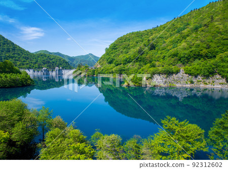 Oku Shima Lake, Shima Blue, View from the Seseragi Park Observatory, Fresh Green Season 92312602