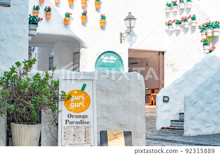 夏季16:00的志摩地中海村 92315889