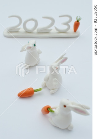 紙粘土大白兔和胡蘿蔔新年材料 92318050