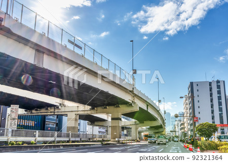 橫濱市第一京濱神奈川區街景 橫濱市第一京濱神奈川區街景 92321364