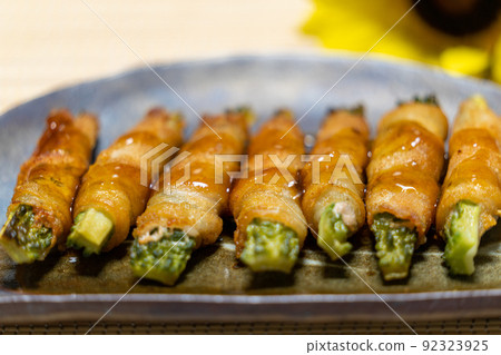 Bitter gourd meat roll, ankake Bitter gourd meat roll, ankake 92323925