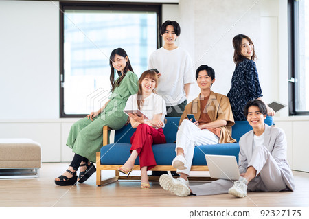 Men and women Gen Z friends college students share house living Men and women Gen Z friends college students share house living 92327175