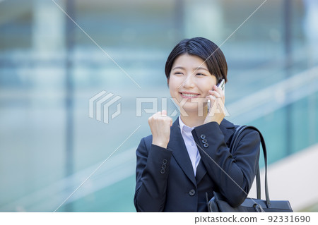 Job hunting women doing guts pose shooting cooperation "LINK FOREST" Job hunting women doing guts pose shooting cooperation "LINK FOREST" 92331690