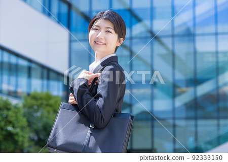 Job hunting female portrait shooting cooperation "LINK FOREST" Job hunting female portrait shooting cooperation "LINK FOREST" 92333150