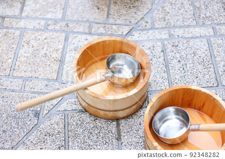 Preparation for sprinkling water in summer 92348282