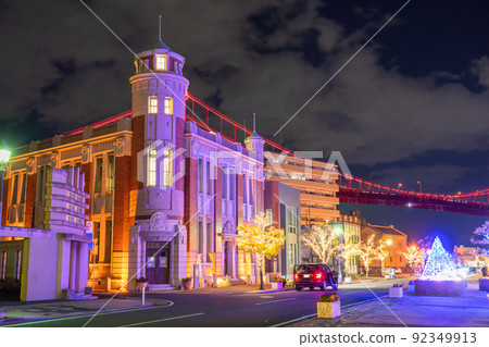 《福岡縣》北九州市若戶橋夜景 92349913