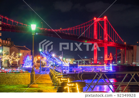 《Fukuoka Prefecture》 Night view of Wakato Bridge, Kitakyushu City 92349928