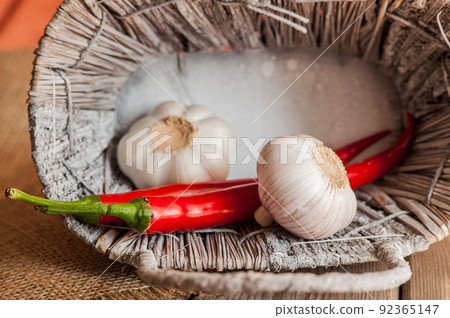 red cherry tomatoes red cherry tomatoes 92365147
