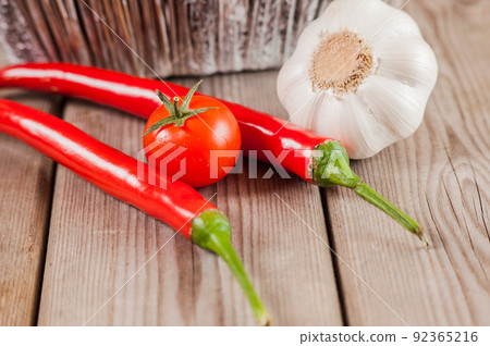 cherry tomatoes.Good snacks, fresh cherry tomatoes.Good snacks, fresh 92365216