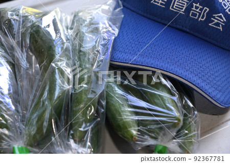 將黃瓜運往直接市場 92367781