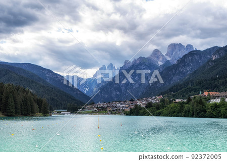 Lake auronzo and tre cime Lake auronzo and tre cime 92372005