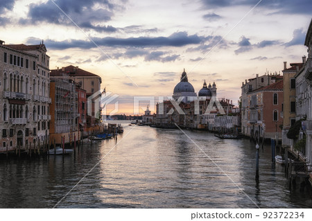 Accademia Bridge Sunrise View Accademia Bridge Sunrise View 92372234