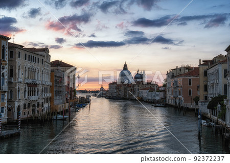 Accademia Bridge Sunrise View Accademia Bridge Sunrise View 92372237