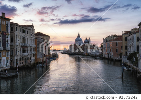 Accademia Bridge Sunrise View Accademia Bridge Sunrise View 92372242