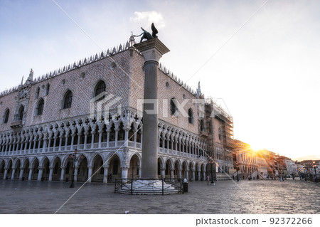 Palazzo Ducale and Sunrise 92372266