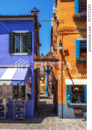 Burano Coloured Houses Burano Coloured Houses 92372325