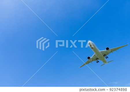 《Airplane》 Airbus A350-900 (Airbus A350-941) 《Airplane》 Airbus A350-900 (Airbus A350-941) 92374898