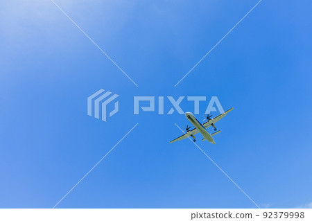 "Airplane" Bombardier DHC-8 Dash 8 (DHC-8-400) 92379998