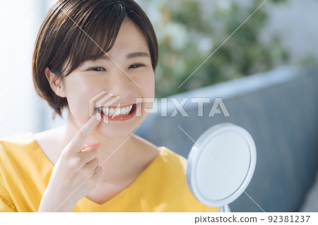 Female dental care smile Female dental care smile 92381237