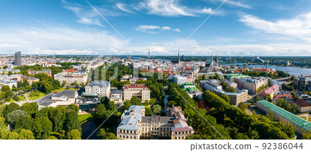 Close up panoramic view of the cathedral with Riga old town in the background. 92386044