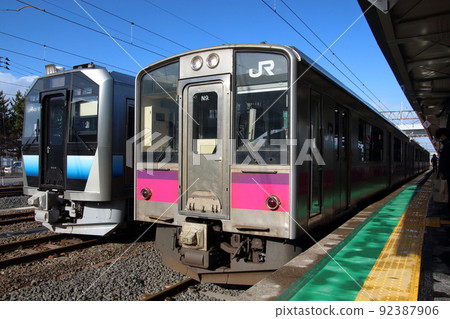津輕線 GV-E400 系列 / 701 系列列車（青森⇔Kanita / Minmaya） 92387906