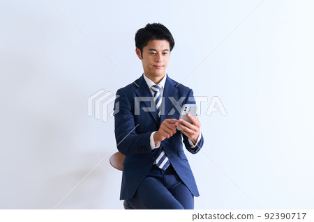 Men's fashion young businessman in a suit 92390717